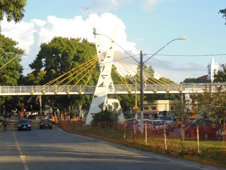 Passarela de Pedestre - Praça Concórdia em Resende/RJ