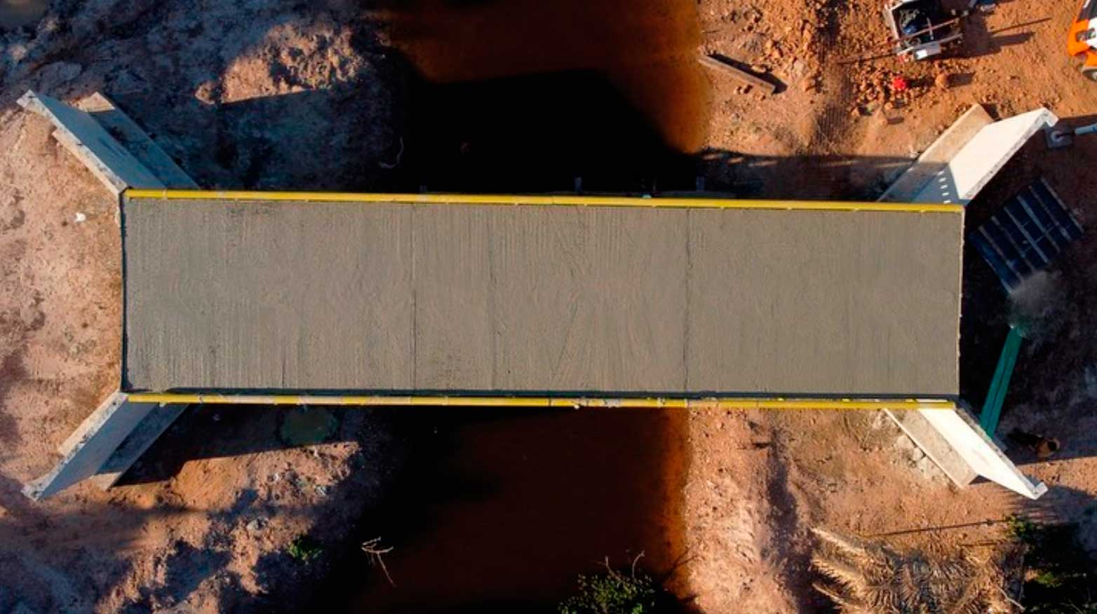 Ponte de Concreto construída pela Ecopontes